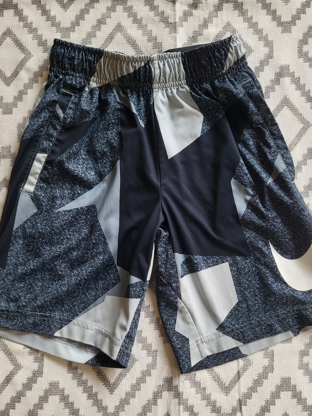 Nike Boys Black & Gray Geometric Athletic Shorts